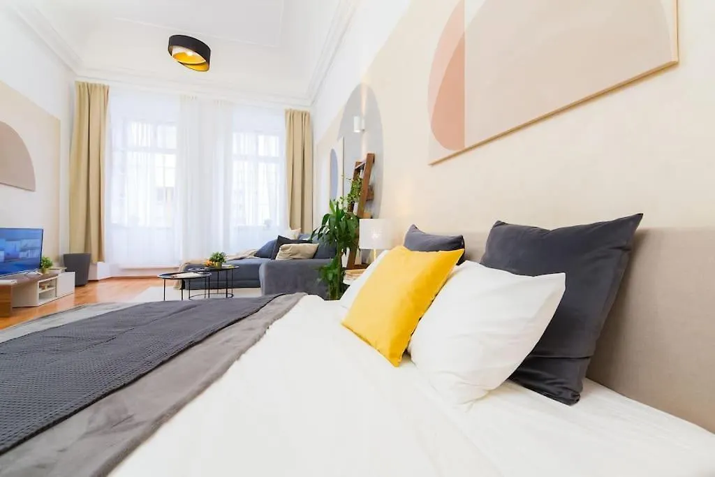 Lovely Historical Home In Mala Strana - N1St 프라하 0*,