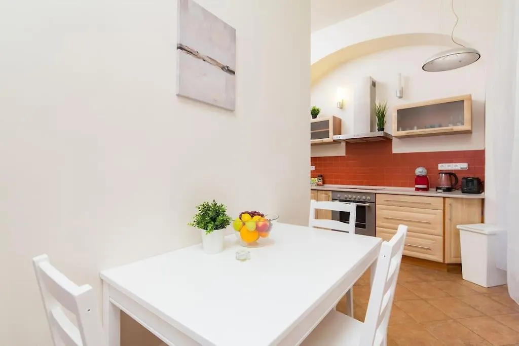 Lovely Historical Home In Mala Strana - N1St 프라하 체코